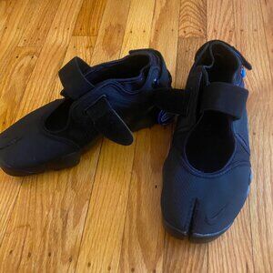 Nike Air Rift Breathe Womens Size 9